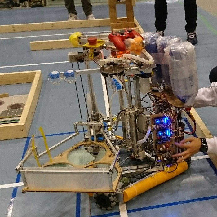 ﾌﾟﾛｼﾞｪｸﾄr_ロボット